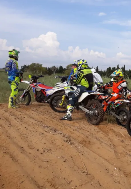 Tour/Corso off-road Sicilia occidentale con moto a nolo